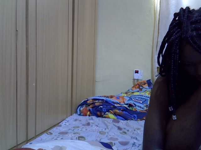 lovely-maya1 live cam on BongaCams