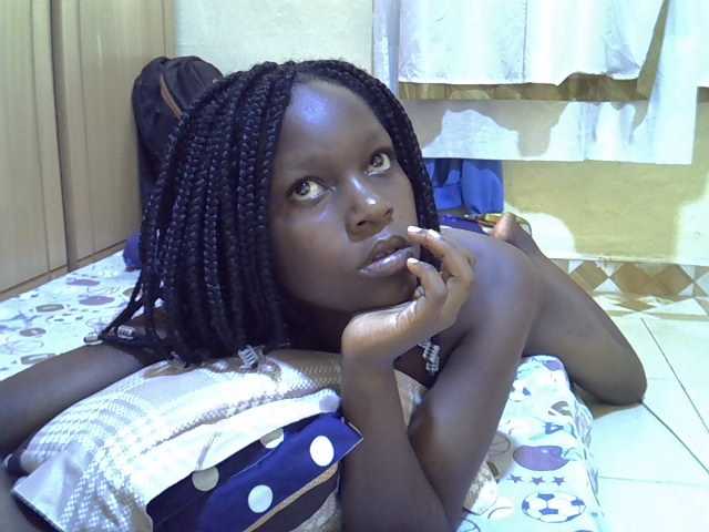 lovely-maya1 live cam on BongaCams