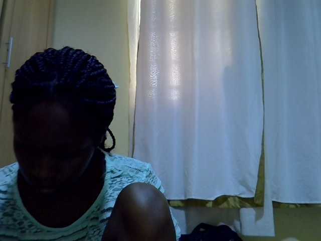 lovely-maya1 live cam on BongaCams
