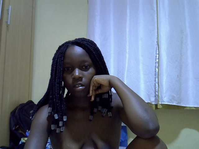 lovely-maya1 live cam on BongaCams