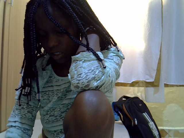 lovely-maya1 live cam on BongaCams