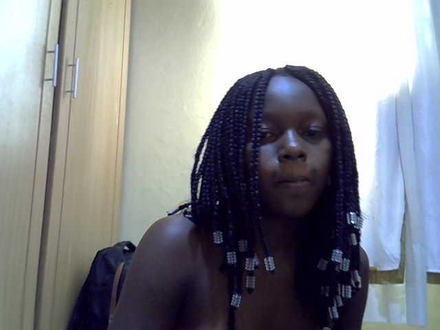 lovely-maya1 live cam on BongaCams