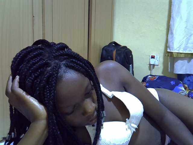 lovely-maya1 live cam on BongaCams