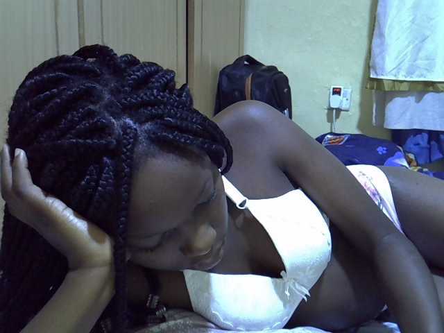 lovely-maya1 live cam on BongaCams