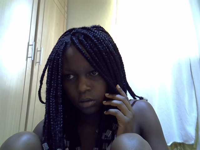 lovely-maya1 live cam on BongaCams