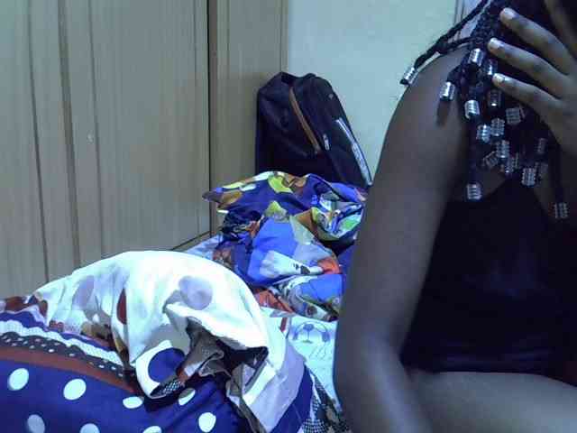 lovely-maya1 webcam
