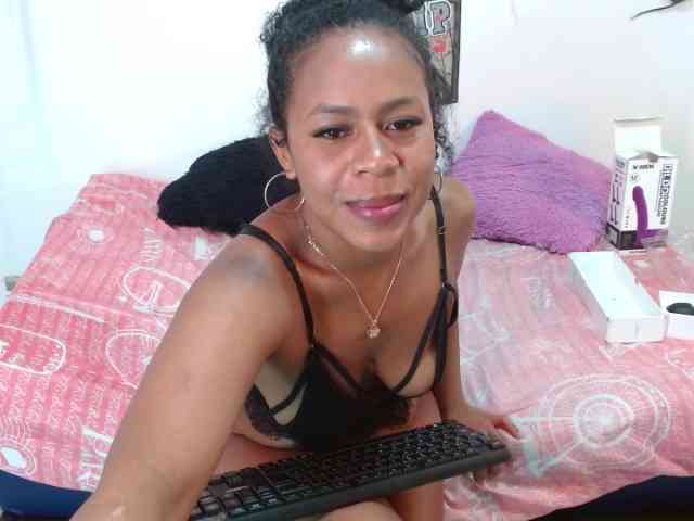 NahomiandEmma