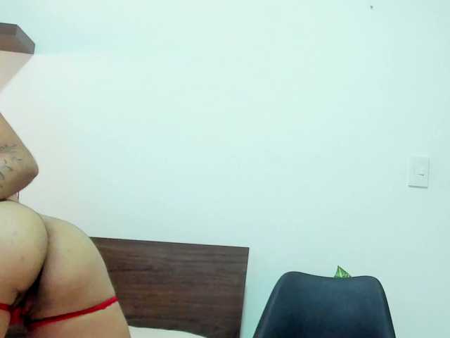 ScarletThompson live cam on BongaCams