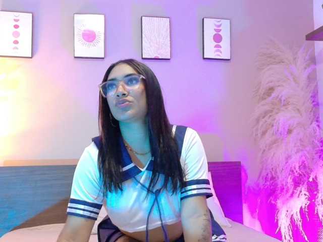 ScarletThompson live cam on BongaCams