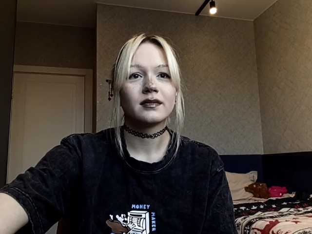 EnedinaLorenzano live cam on BongaCams