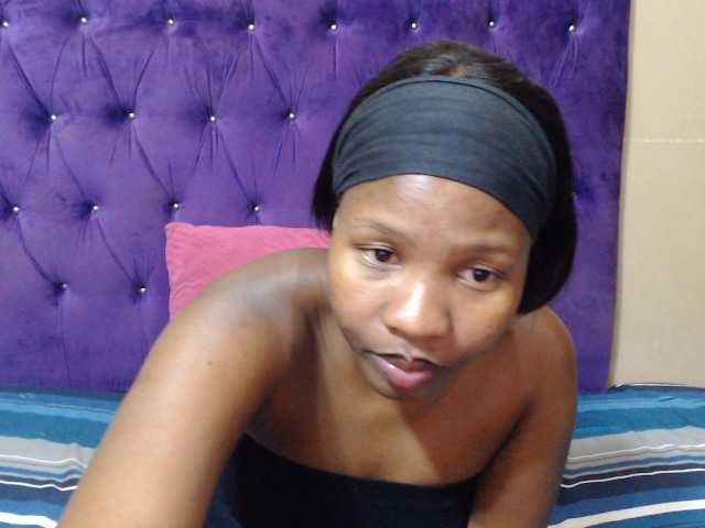 LOLLYEROTICBEE