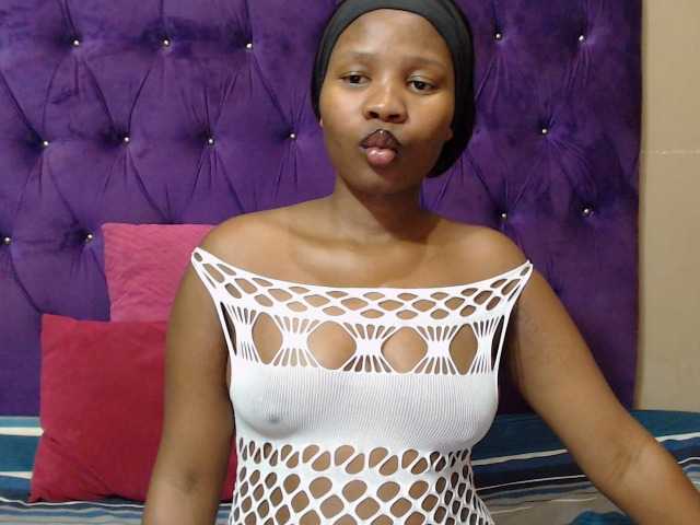 LOLLYEROTICBEE