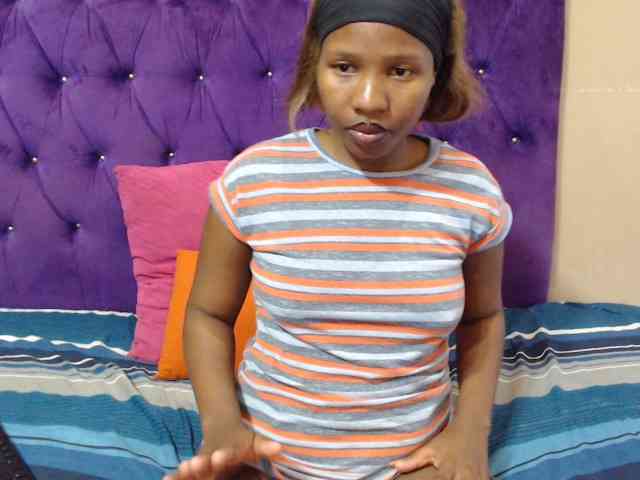 LOLLYEROTICBEE