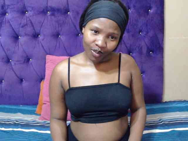 LOLLYEROTICBEE