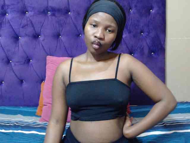 LOLLYEROTICBEE