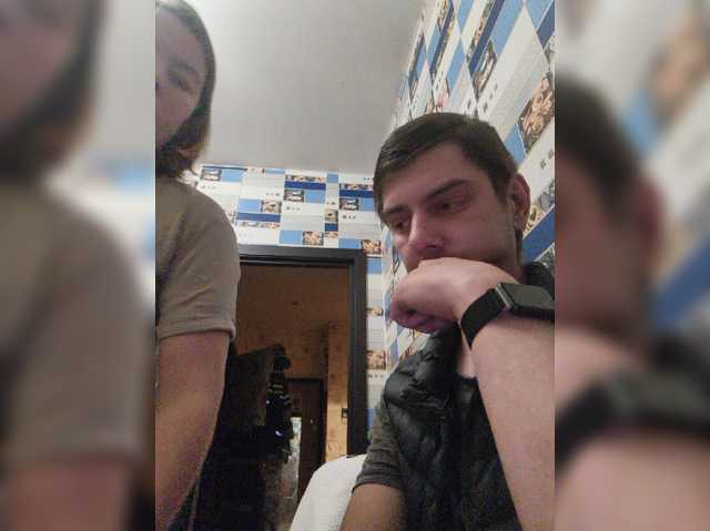 Foxonlain live cam on BongaCams