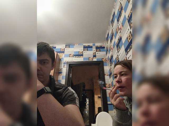 Foxonlain live cam on BongaCams