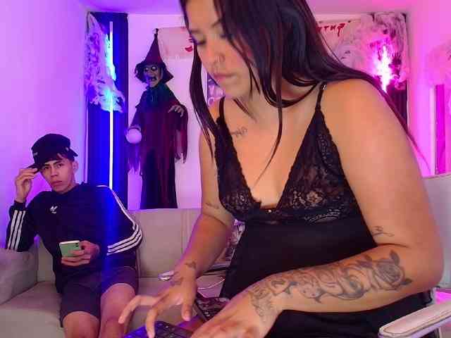 XimenaAndEdgar webcam