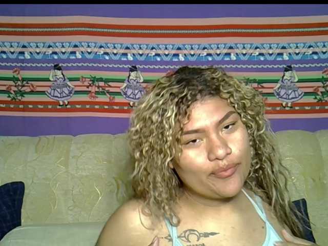 ruby-beautiful-pretty live cam on BongaCams