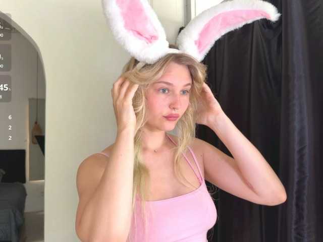 SweetSmuzi live cam on BongaCams