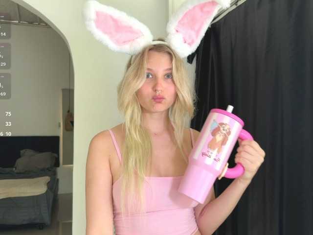 Sweet_Smoothies webcam