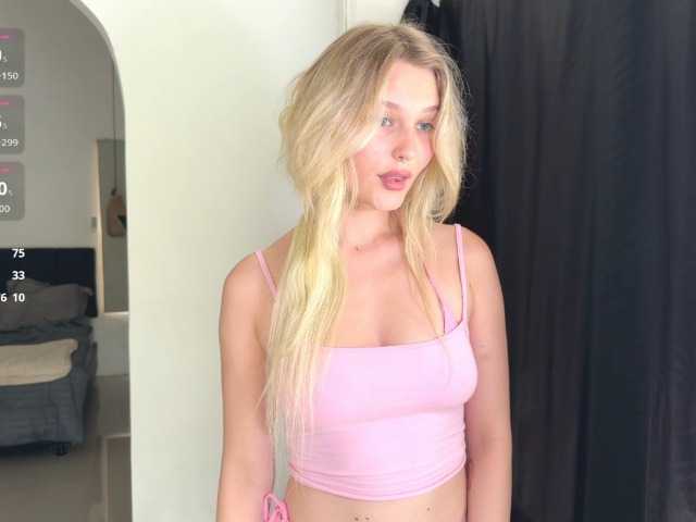 SweetSmuzi live cam on BongaCams