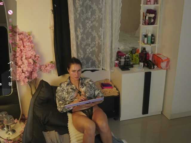 AnnabelleSky live cam on BongaCams