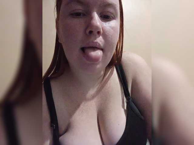 fox-cub live cam on BongaCams