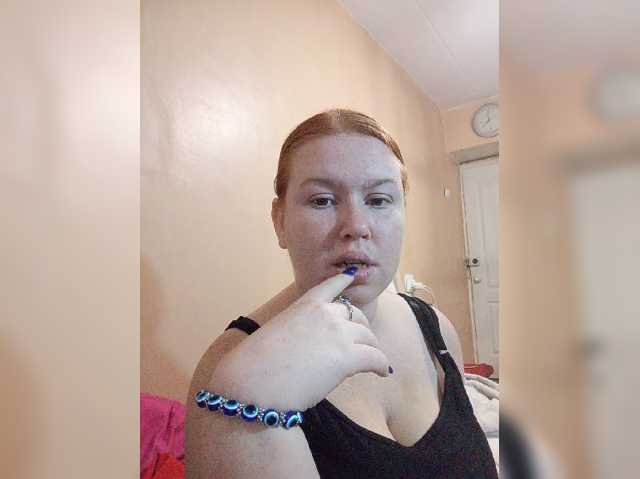 fox-cub live cam on BongaCams