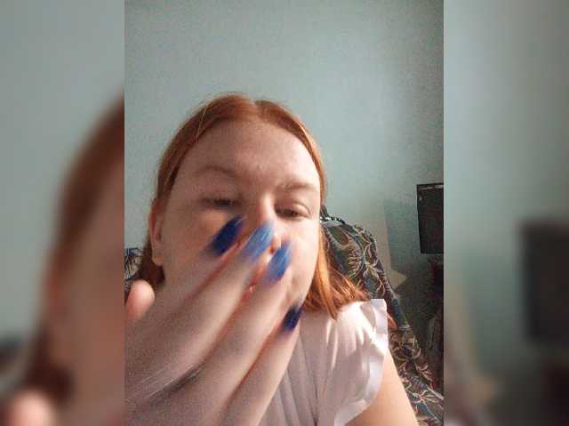 fox-cub live cam on BongaCams
