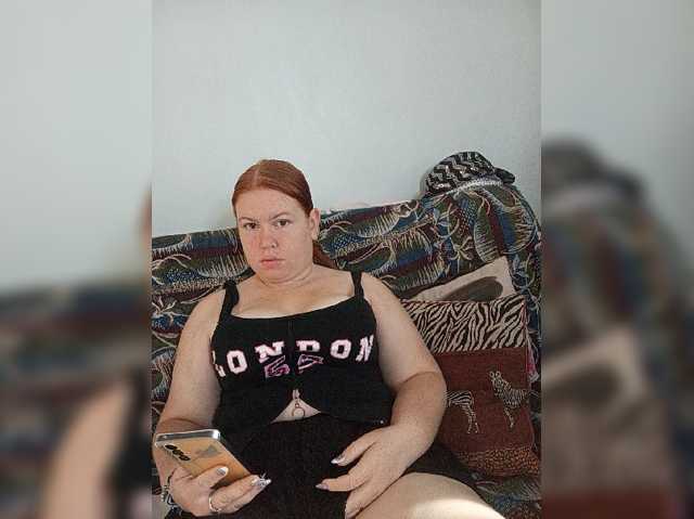 fox-cub live cam on BongaCams