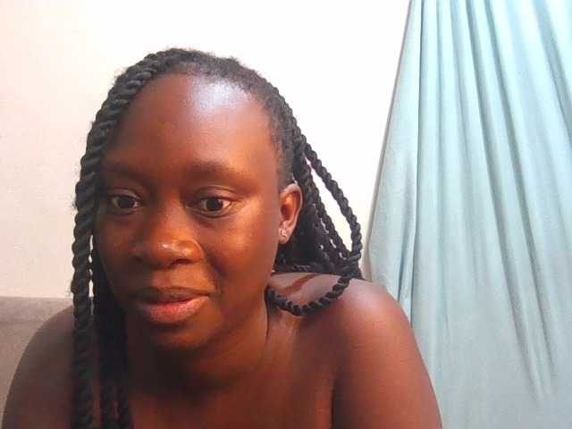Midnightqueen01 live cam on BongaCams