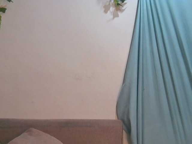 Midnightqueen01 live cam on BongaCams
