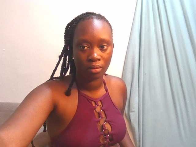 Midnightqueen01 live cam on BongaCams