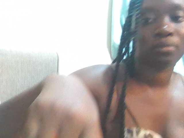 Midnightqueen01 live cam on BongaCams