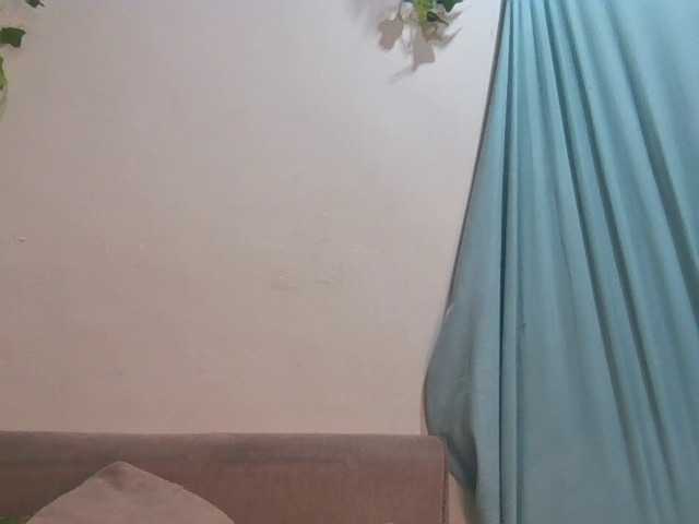 Midnightqueen01 live cam on BongaCams