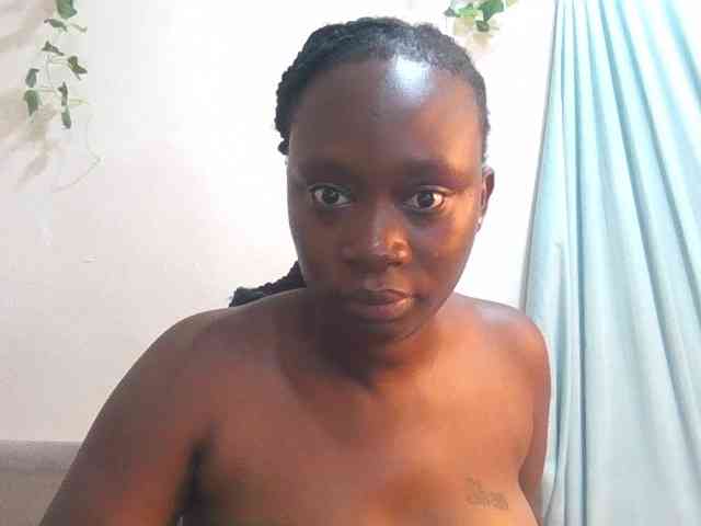 Model: Midnightqueen01