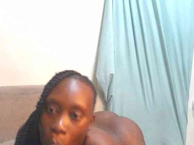 Model: Midnightqueen01
