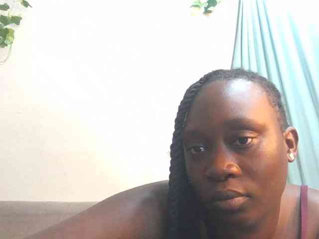 Midnightqueen01 webcam