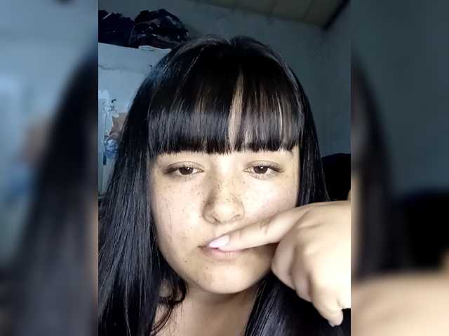 Luuu21 webcam