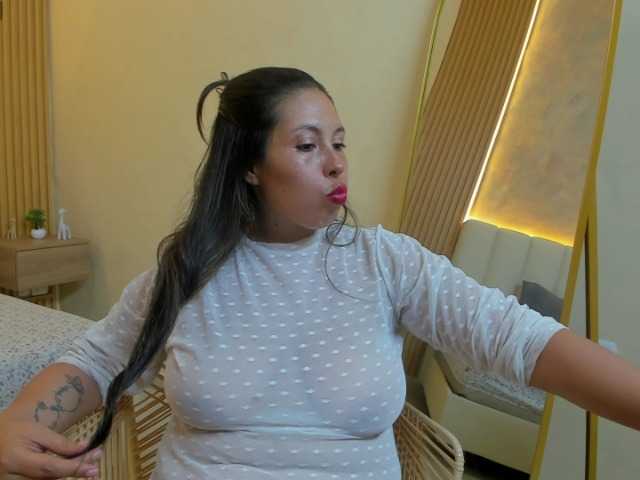 nikigoddes1