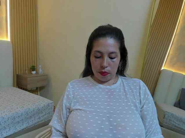 nikigoddes1