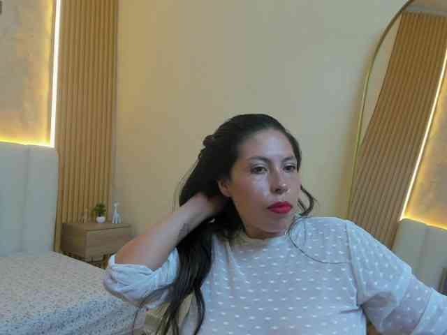 nikigoddes1