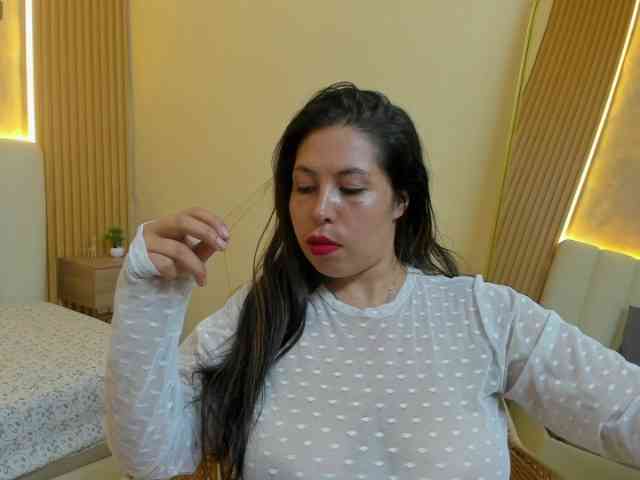 nikigoddes1