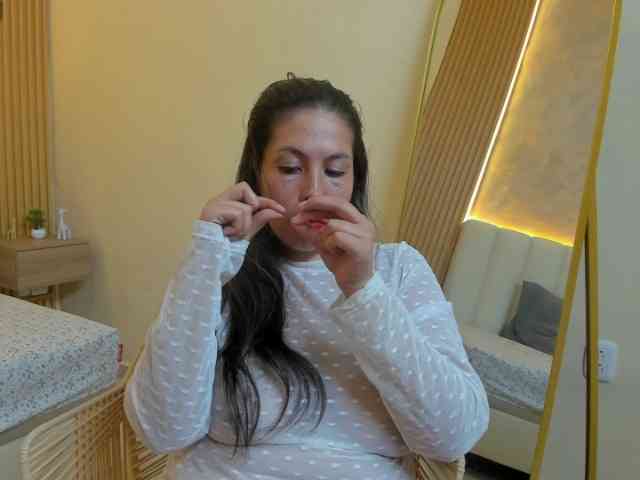 nikigoddes1