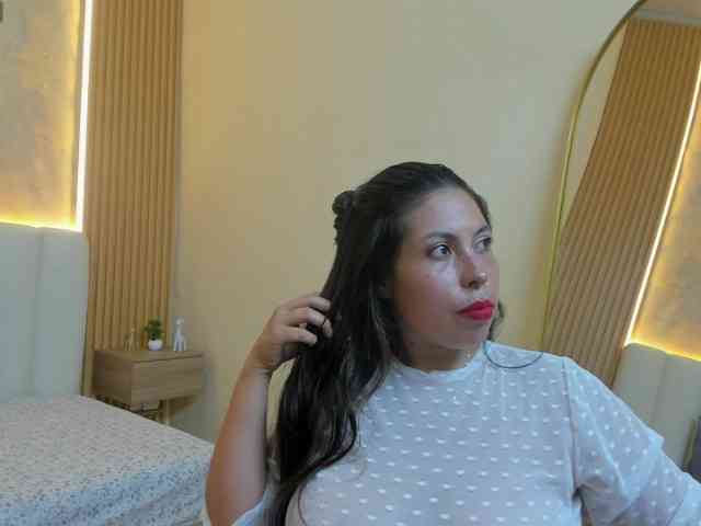 nikigoddes1