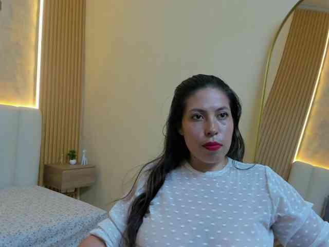 nikigoddes1