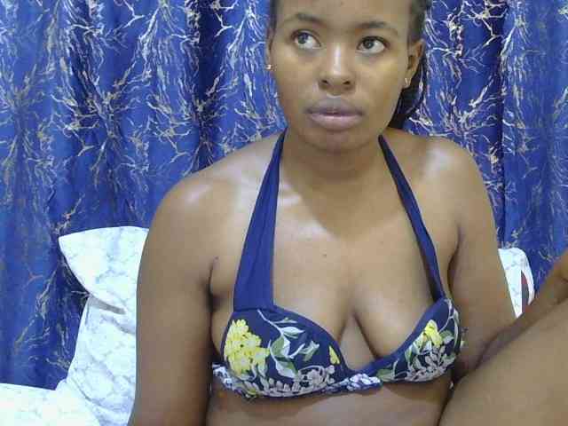 Blackfoxebony webcam