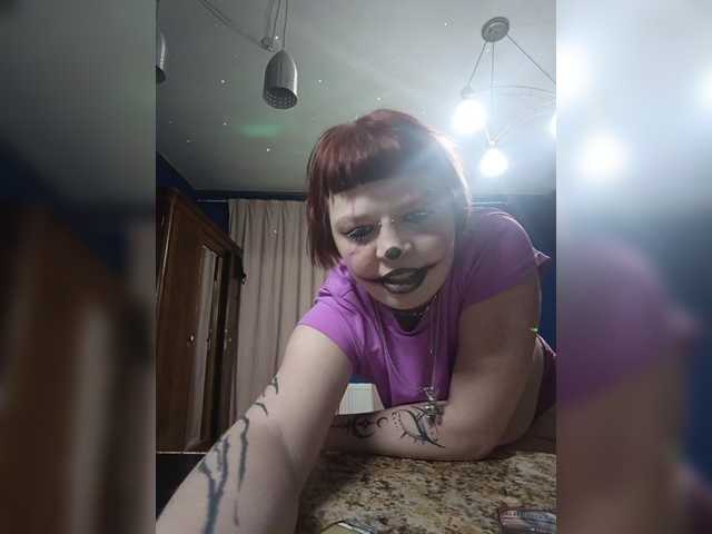 Yana272127 live cam on BongaCams