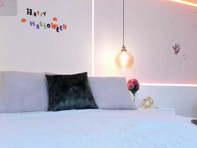 Natytrainor live cam on BongaCams